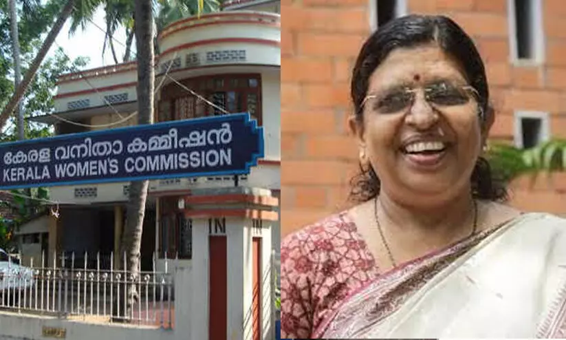 സ്ത്രീകളുടെ ആത്മാഭിമാനവും അന്തസും പരിരക്ഷിക്കുന്നതിന് ഒത്തു ചേര്ന്നു പ്രവര്ത്തിക്കണമെന്ന് വനിതാ കമീഷന് സ്ത്രീകളുടെ ആത്മാഭിമാനവും അന്തസും പരിരക്ഷിക്കുന്നതിന് ഒത്തു ചേര്ന്നു പ്രവര്ത്തിക്കണമെന്ന് വനിതാ കമീഷന്