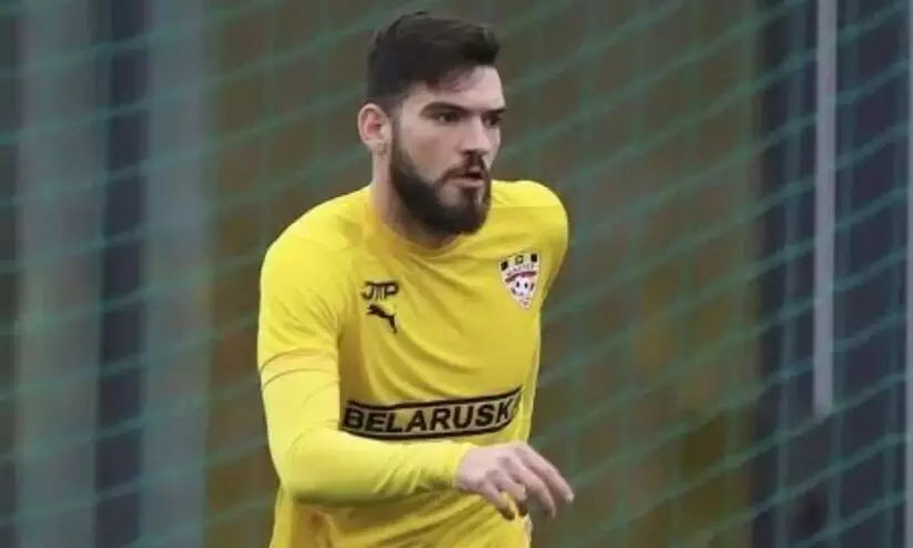 ഒരു വിദേശ താരം കൂടി ബ്ലാസ്റ്റേഴ്സിൽ; പ്രതിരോധ കോട്ട കാക്കാൻ മിലോസ് ഡ്രിംഗിച് ഒരു വിദേശ താരം കൂടി ബ്ലാസ്റ്റേഴ്സിൽ; പ്രതിരോധ കോട്ട കാക്കാൻ മിലോസ് ഡ്രിംഗിച്