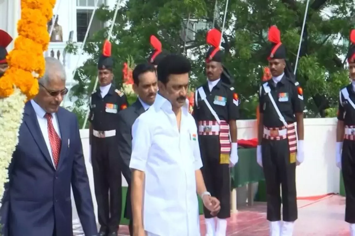 വിദ്യാഭ്യാസം പൂർണമായും സംസ്ഥാനങ്ങളുടെ നിയന്ത്രണത്തിലാക്കണമെന്ന് സ്റ്റാലിൻ വിദ്യാഭ്യാസം പൂർണമായും സംസ്ഥാനങ്ങളുടെ നിയന്ത്രണത്തിലാക്കണമെന്ന് സ്റ്റാലിൻ