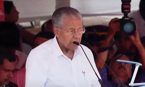 മുഖ്യമന്ത്രി പതാക ഉയർത്തി; സംസ്ഥാനത്ത് വർണാഭമായ സ്വാതന്ത്ര്യദിനാഘോഷം