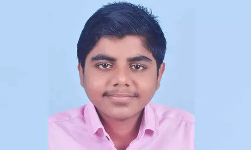 നാടിനെ കണ്ണീരിലാഴ്ത്തി ഒടുവിൽ അർഫാസ് വിടവാങ്ങി... നാടിനെ കണ്ണീരിലാഴ്ത്തി ഒടുവിൽ അർഫാസ് വിടവാങ്ങി...