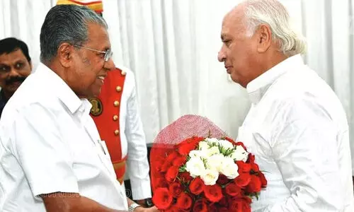 മുഖ്യമന്ത്രിക്കും പൗരപ്രമുഖർക്കും ഗവർണറുടെ വിരുന്ന്​