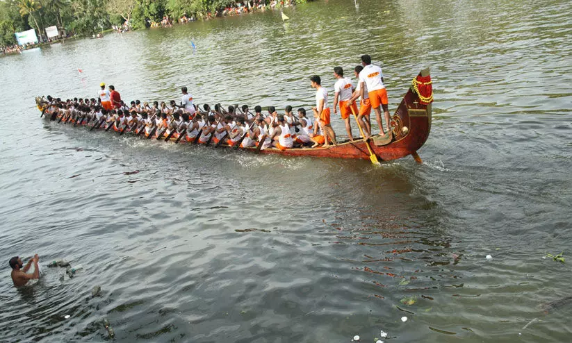 കോന്നി കരിയാട്ടം; കുട്ടവഞ്ചി തുഴച്ചിൽ മത്സരം 19ന്
