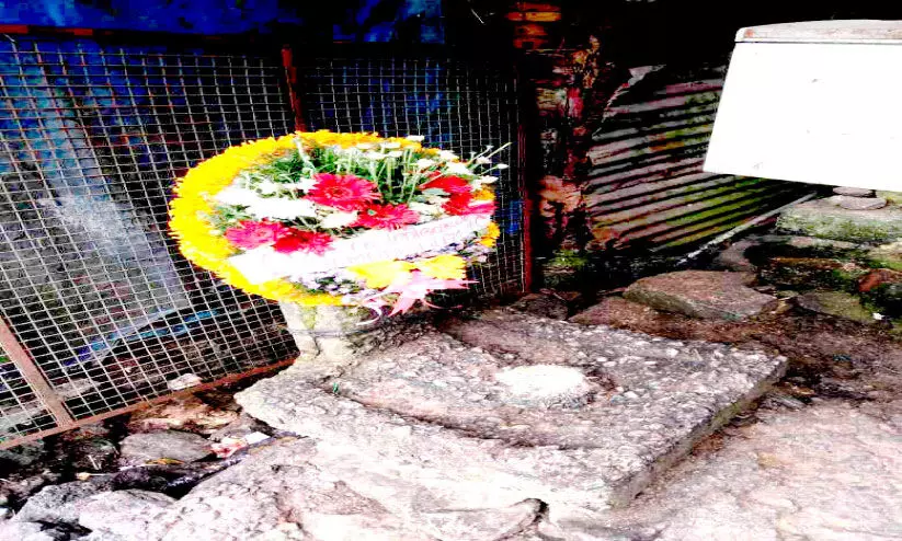 പൊതു ടാപ്പ് മുന്നറിയിപ്പില്ലാതെ വിച്ഛേദിച്ചതിൽ വ്യാപക പ്രതിഷേധം