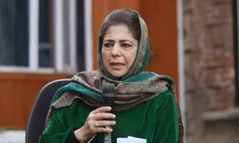 സാധാരണക്കാർ പരസ്പരം തോക്കെടുത്ത് കൊല്ലാനിറങ്ങുന്നു; ഇന്ത്യ സിറിയക്കും പാകിസ്താനും സമാനമായെന്ന് മെഹ്ബൂബ മുഫ്തി