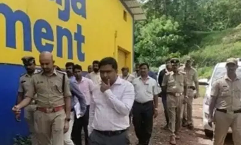 എഫ്.സി.ഐ ഗോഡൗണിലെ 3892 ക്വിന്റൽ റേഷൻ അരി കാണാനില്ല എഫ്.സി.ഐ ഗോഡൗണിലെ 3892 ക്വിന്റൽ റേഷൻ അരി കാണാനില്ല