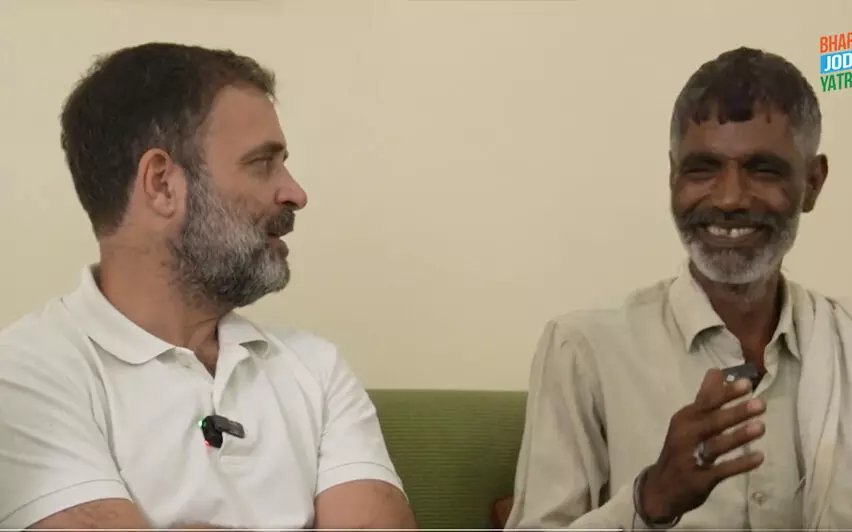 ‘ശ്രീകൃഷ്ണനെ കണ്ട സുദാമയെ പോലെ’ -രാഹുലിന്റെ വിരുന്നിനെക്കുറിച്ച് പച്ചക്കറി കച്ചവടക്കാരൻ ‘ശ്രീകൃഷ്ണനെ കണ്ട സുദാമയെ പോലെ’ -രാഹുലിന്റെ വിരുന്നിനെക്കുറിച്ച് പച്ചക്കറി കച്ചവടക്കാരൻ