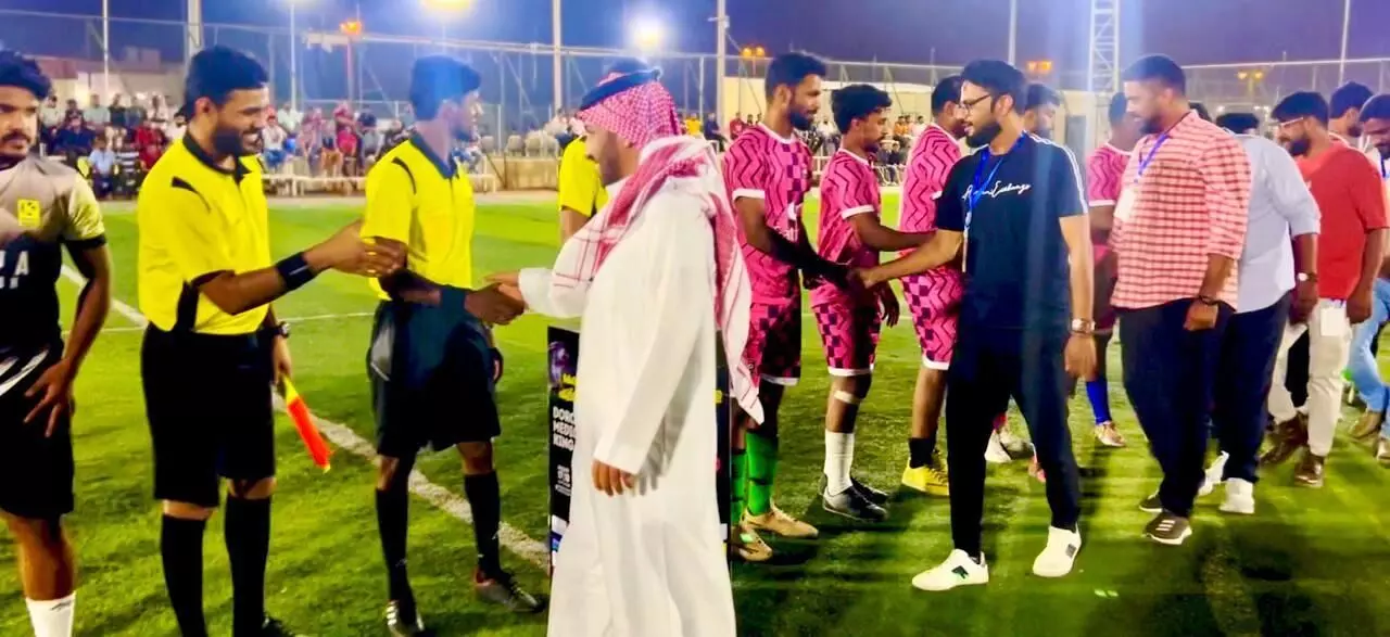 ദ റുബ് മെഡി സെൻ കിങ് കപ്പ് കേരള ഇലവൻ ഫുട്ബാൾ മേളക്ക് തുടക്കം ദ റുബ് മെഡി സെൻ കിങ് കപ്പ് കേരള ഇലവൻ ഫുട്ബാൾ മേളക്ക് തുടക്കം