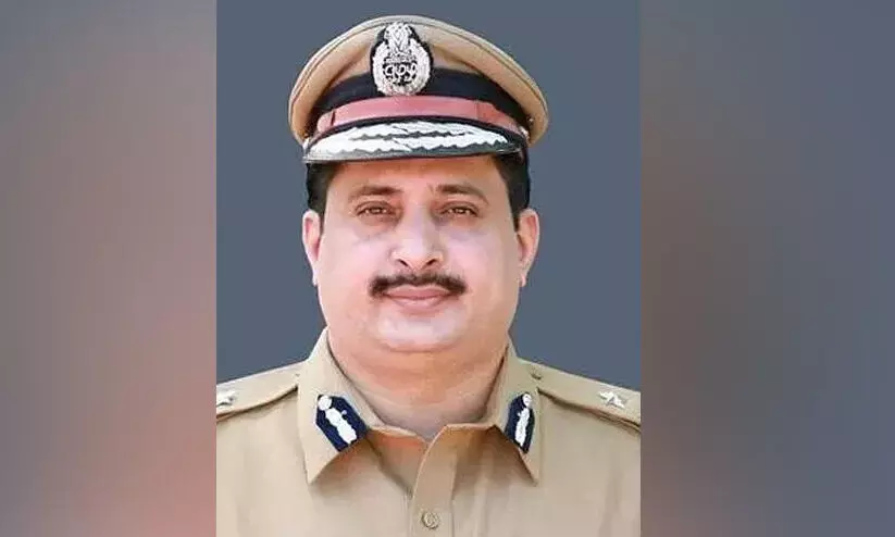 ഐ.ജി ലക്ഷ്‌മണിന്‍റെ ഇടക്കാല ജാമ്യം 24 വരെ നീട്ടി