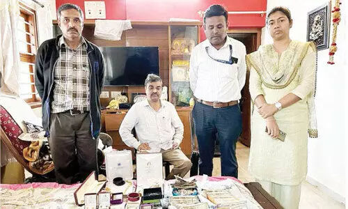 48 ഇ​ട​ങ്ങ​ളി​ൽ ലോ​കാ​യു​ക്ത റെ​യ്ഡ്