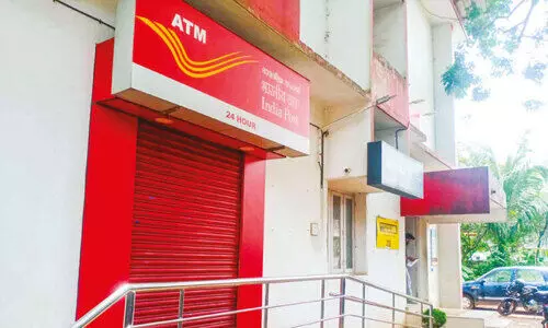 കൊ​ണ്ടോ​ട്ടി ഹെ​ഡ് പോ​സ്റ്റ്​​ ഓ​ഫി​സി​ലെ എ.​ടി.​എം കൗ​ണ്ട​ര്‍ നോ​ക്കു​കു​ത്തി