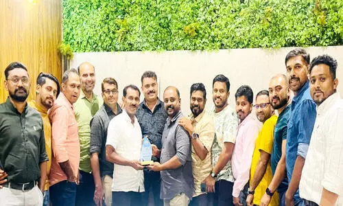 സ​ത്യേ​ക്ക​ൽ കാ​സി​മിന്​  യാത്ര​യ​യ​പ്പ് ന​ൽ​കി