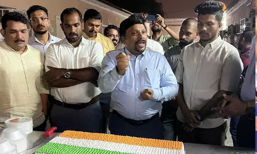 ലേബർ ക്യാമ്പിൽ സ്വാതന്ത്ര്യദിനം ആഘോഷിച്ച് ഇൻകാസ് യൂത്ത് വിങ്