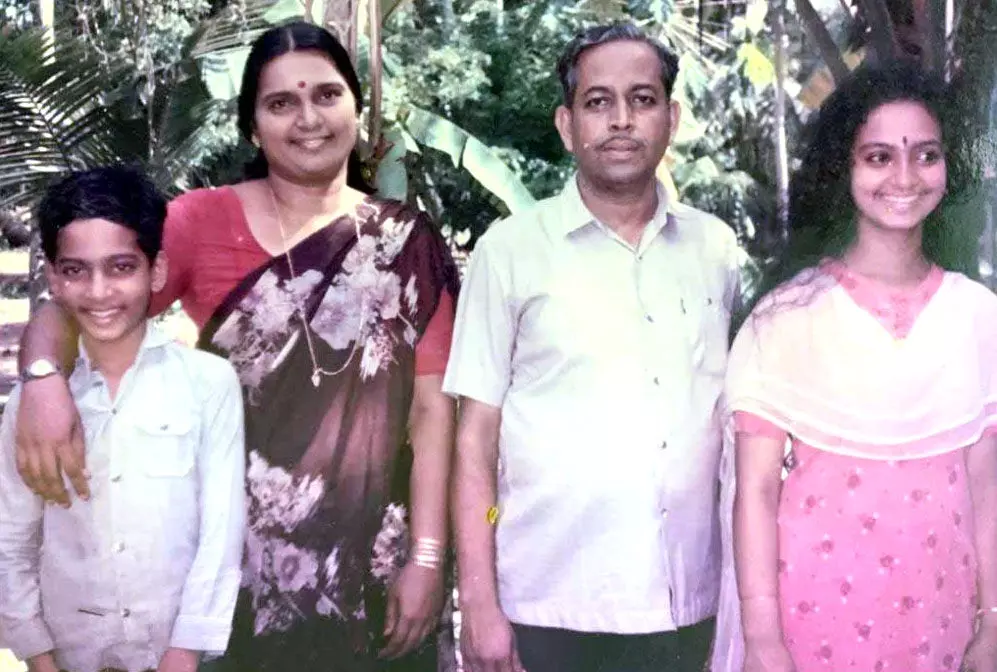 കുട്ടിക്കാലത്തെ കുടുംബചിത്രം