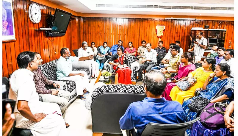 അരൂർ-തുറവൂർ ഉയരപ്പാത: ഗതാഗത തടസം ഒഴിവാക്കി നിർമാണം