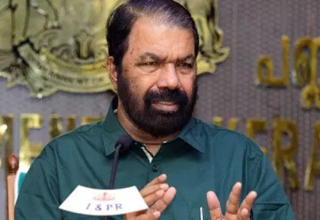 ഫയലുകളിൽ അടയിരിക്കുന്ന ഉദ്യോഗസ്ഥരെ കണ്ടെത്താൻ പൊതുവിദ്യാഭ്യാസ വകുപ്പിന്റെ പ്രത്യേക ഡ്രൈവ് ഫയലുകളിൽ അടയിരിക്കുന്ന ഉദ്യോഗസ്ഥരെ കണ്ടെത്താൻ പൊതുവിദ്യാഭ്യാസ വകുപ്പിന്റെ പ്രത്യേക ഡ്രൈവ്