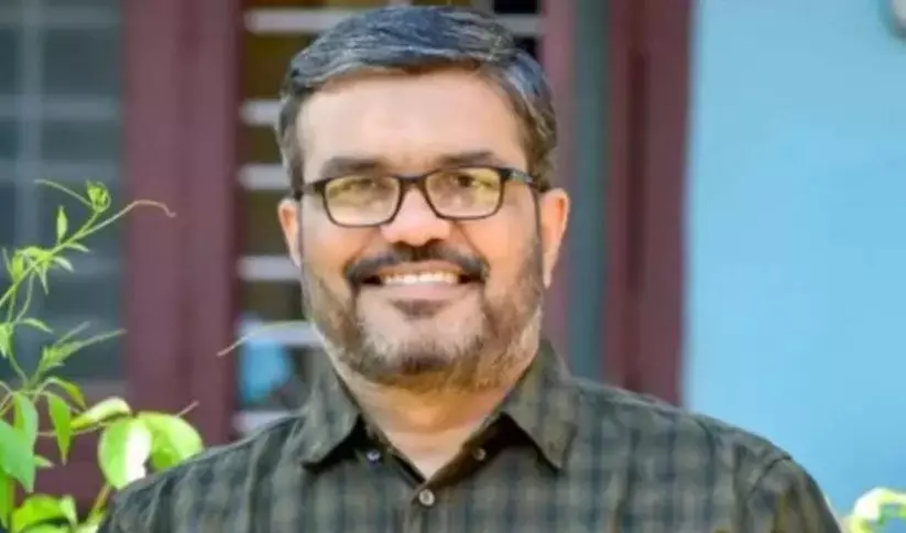 അടഞ്ഞുകിടക്കുന്ന കള്ളുഷാപ്പുകളിലെ തൊഴിലാളികൾക്ക് ഓണത്തിന് 2500 രൂപ ധനസഹായം