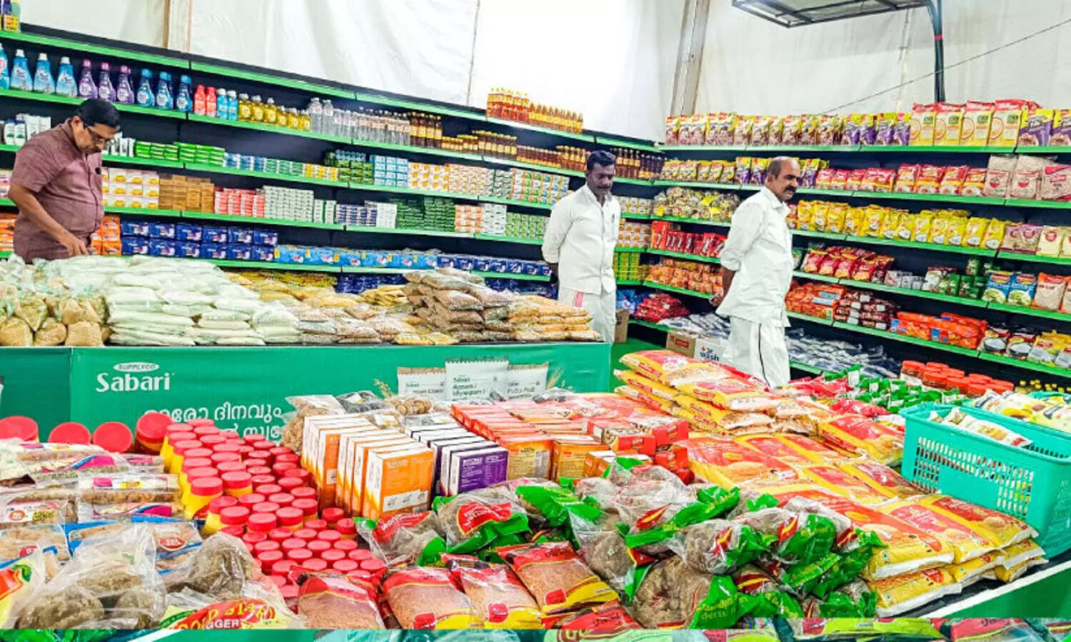 ഓണമിങ്ങെത്തി; വരവേൽക്കാൻ നാട്​