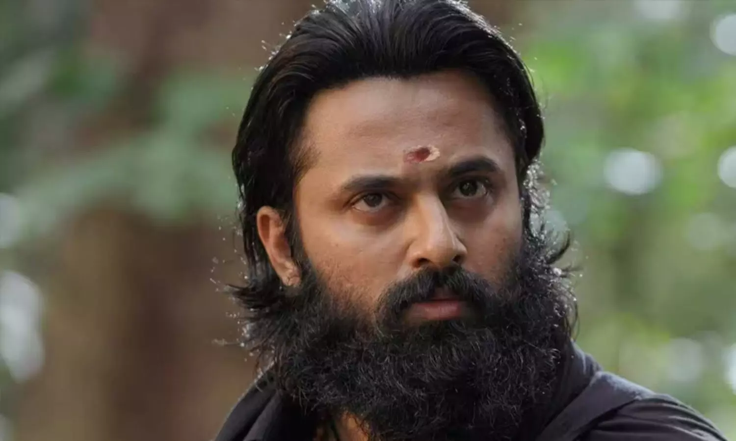 മറ്റു മതങ്ങളെ നാം കണ്ടുപഠിക്കണം, അവരുടെ ആചാരങ്ങളിൽ തൊടാൻ ആരും ധൈര്യപ്പെടില്ല -ഉണ്ണി മുകുന്ദൻ