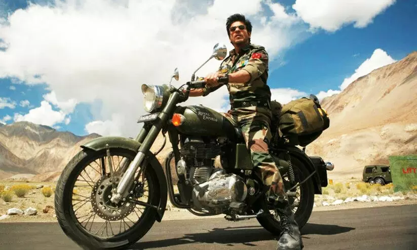 Jab Tak Hai Jaan bike riding seen Jab Tak Hai Jaan bike riding seen