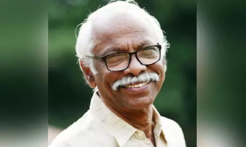 അ​ബൂ​ദ​ബി മ​ല​യാ​ളി​സ​മാ​ജം സാ​ഹി​ത്യ അ​വാ​ർ​ഡ് ഡോ. ​എം.​എ​ൻ. കാ​ര​ശ്ശേ​രി​ക്ക്