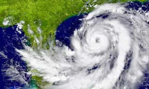 യു.​എ​സി​ൽ ചു​ഴ​ലി​ക്കാ​റ്റ്​ ; പൗ​ര​ൻ​മാ​ർ​ക്ക്​ യു.​എ.​ഇ​യു​ടെ മു​ന്ന​റി​യി​പ്പ്​