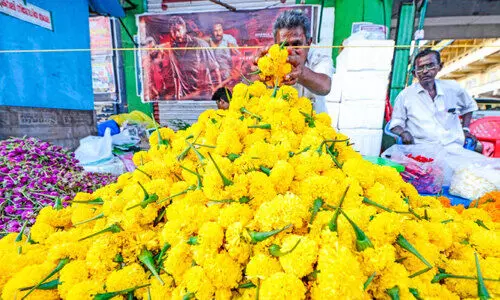 ഇന്ന്​ അത്തം: ഓണമിങ്ങെത്തി...