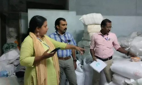 നിരോധിത പ്ലാസ്റ്റിക് വ്യാപാരം; മൊത്തവ്യാപാര കട അടപ്പിച്ചു