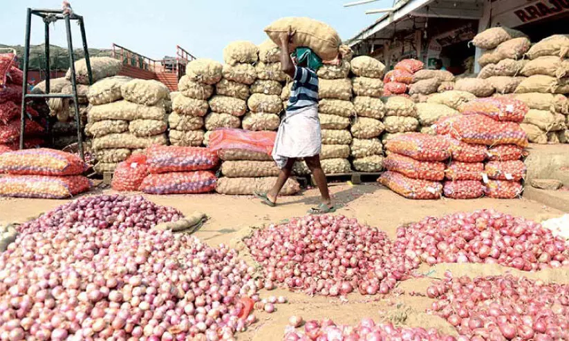യു.എ.ഇയിൽ സവാള വില ഉയർന്നേക്കും യു.എ.ഇയിൽ സവാള വില ഉയർന്നേക്കും