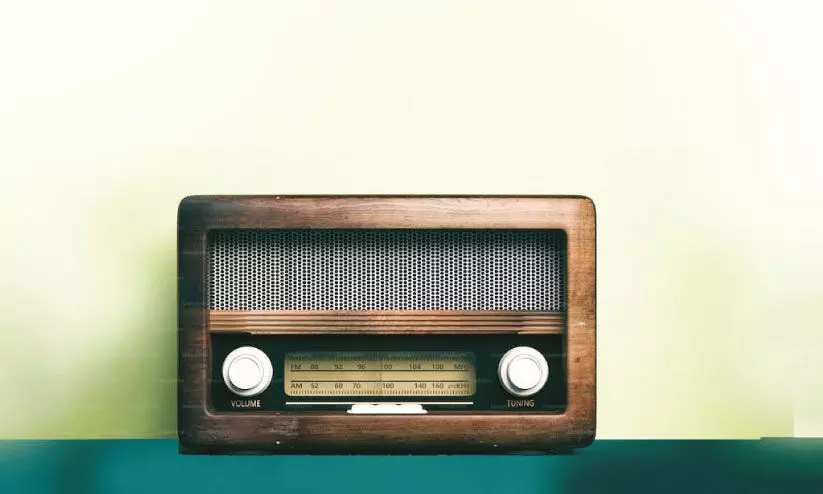 മഞ്ചേരി ആകാശവാണിയെ സംരക്ഷിക്കണം; നടപടി ആവശ്യപ്പെട്ട് ശ്രോതാക്കൾ രംഗത്ത് മഞ്ചേരി ആകാശവാണിയെ സംരക്ഷിക്കണം; നടപടി ആവശ്യപ്പെട്ട് ശ്രോതാക്കൾ രംഗത്ത്