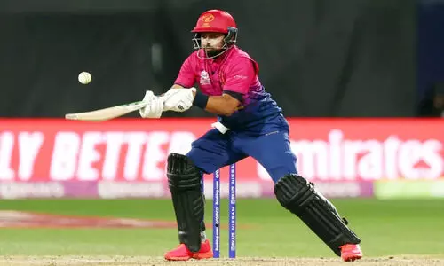 യു.​എ.​ഇ​ക്ക്​ തോ​ൽ​വി: ട്വ​ന്‍റി20 പ​ര​മ്പ​ര കി​വീ​സി​ന്