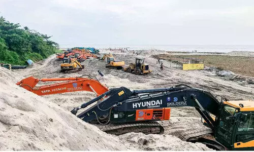 മാസപ്പടി വിവാദം; തീരത്തെ കരിമണലിന്   വീണ്ടും ചൂട്