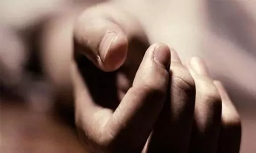 ജോലി സമ്മർദ്ദം; എസ്.ബി.ഐ മാനേജർ ആത്മഹത്യ ചെയ്തു, കീടനാശിനി കുടിച്ചത് ബാങ്കിനുള്ളിൽവെച്ച്