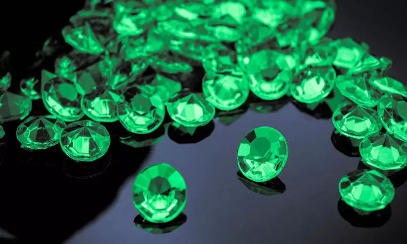 രത്നങ്ങളുടെ ഗുണമേന്മ  അറിയാൻ സംവിധാനം