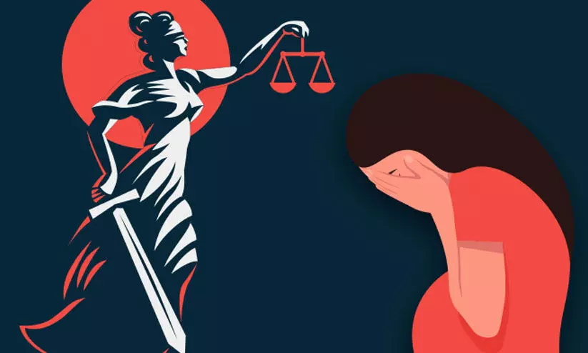 ‘വിചിത്ര ഉത്തരവ് മനുസ്മൃതി ഓർമിപ്പിച്ച ജഡ്ജിയുടേത്’ ‘വിചിത്ര ഉത്തരവ് മനുസ്മൃതി ഓർമിപ്പിച്ച ജഡ്ജിയുടേത്’