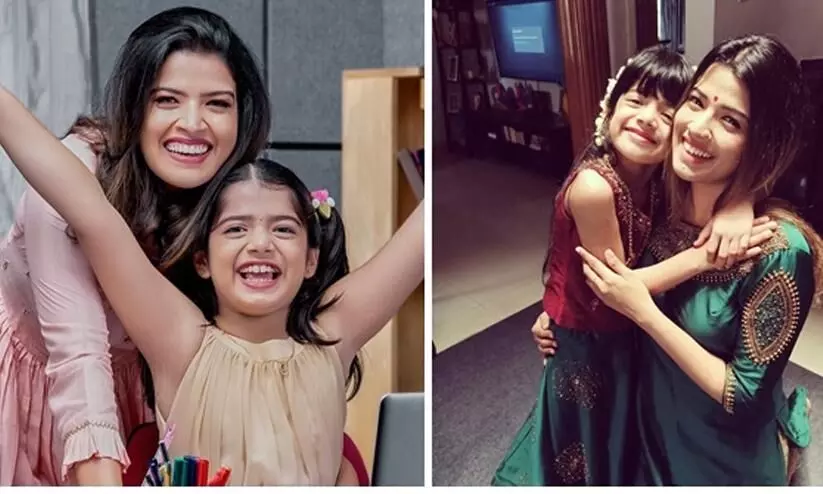 Singer Amrutha Suresh File Police Complaint On Fake News Singer Amrutha Suresh File Police Complaint On Fake News