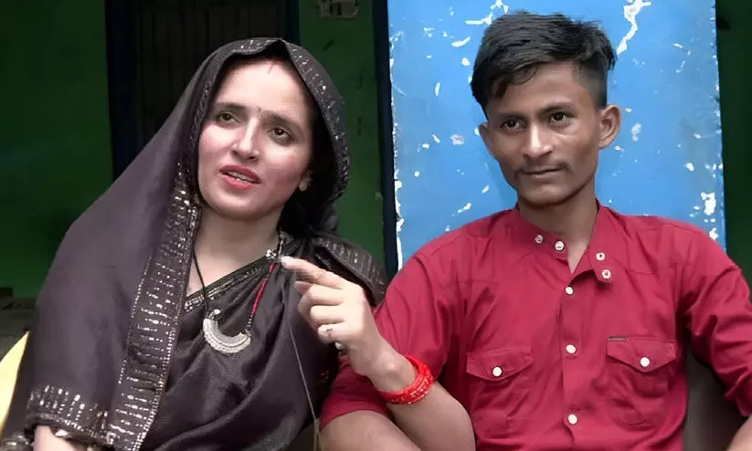 എന്റെ സഹോദരങ്ങൾക്ക്; രക്ഷാ ബന്ധൻ ദിനത്തിൽ മോദി, യോഗി, ഷാ തുടങ്ങിയവർക്ക് രാഖി സമ്മാനിച്ച് സീമ ഹൈദർ എന്റെ സഹോദരങ്ങൾക്ക്; രക്ഷാ ബന്ധൻ ദിനത്തിൽ മോദി, യോഗി, ഷാ തുടങ്ങിയവർക്ക് രാഖി സമ്മാനിച്ച് സീമ ഹൈദർ