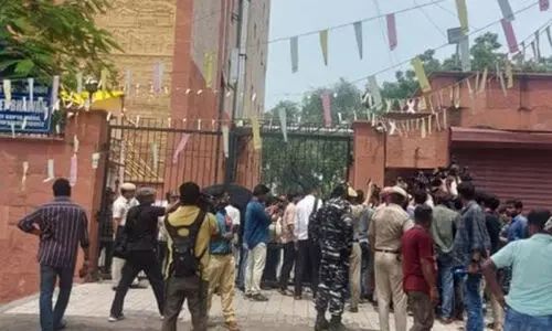 സെമിനാറിന് പിന്നാലെ സുർജിത്ത് ഭവനിൽ പാർട്ടി ക്ലാസിനും വിലക്ക്