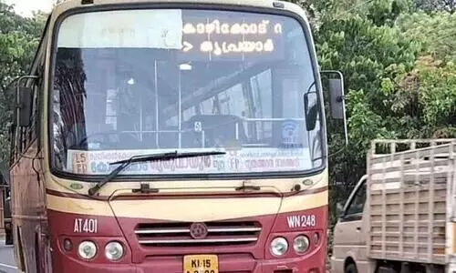 കെ.എസ്.ആർ.ടി.സി ബസിടിച്ച് ബൈക്ക് യാത്രികന് പരിക്കേറ്റു