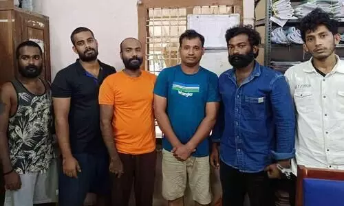 ഗുണ്ടാസംഘങ്ങൾ ചേരിതിരിഞ്ഞ് ഏറ്റുമുട്ടി; എട്ടുപേർക്ക് പരിക്ക്