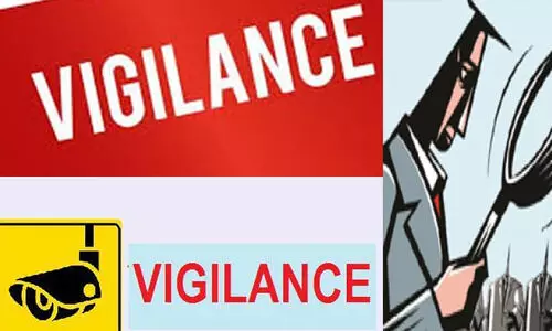 10,000 രൂപ കൈക്കൂലി വാങ്ങുന്നതിനിടയിൽ പഞ്ചായത്ത് സെക്രട്ടറി വിജിലൻസ് പിടിയിൽ