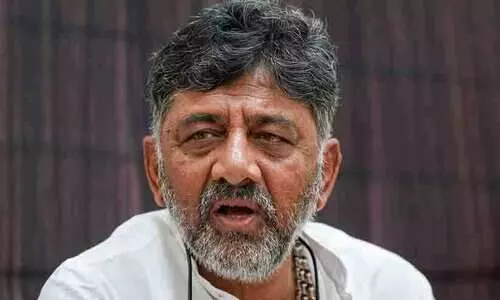 കോൺഗ്രസ് ഓഫിസ് പരിസരത്ത് ബാനർ; ഡി.കെ. ശിവകുമാറിന് 50,000 രൂപ പിഴ