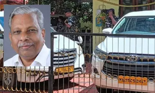 അന്വേഷണം മുതിർന്ന നേതാവിലേക്ക്; സി.പി.എം കുരുക്കിൽ അന്വേഷണം മുതിർന്ന നേതാവിലേക്ക്; സി.പി.എം കുരുക്കിൽ