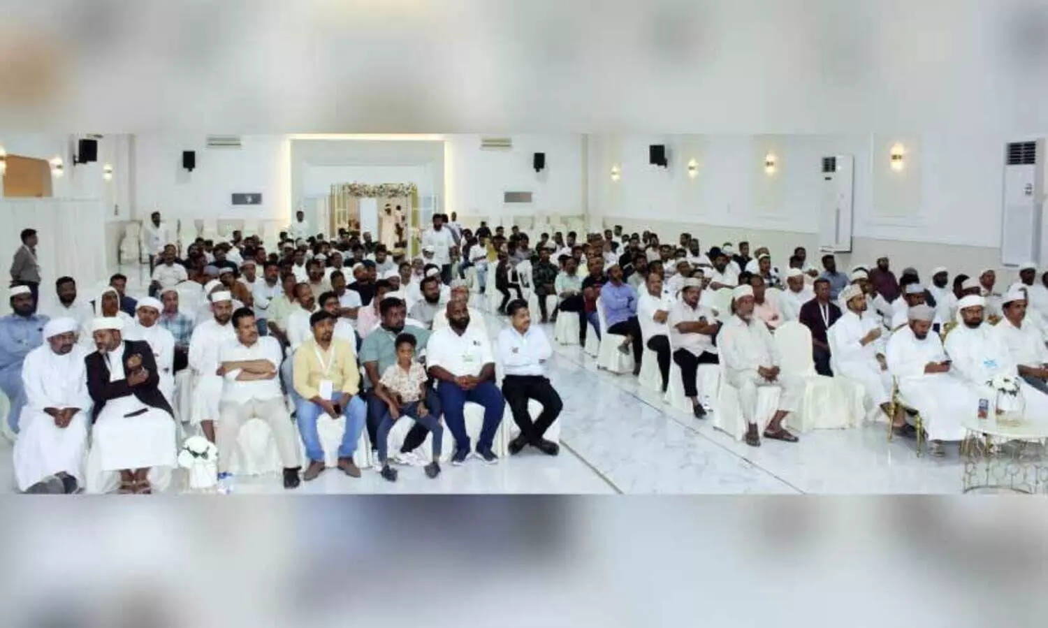 സ​മ​സ്ത ഇ​സ്​​ലാ​മി​ക് സെ​ന്റ​ർ വ​സ​തി​യ മേ​ഖ​ല സ​മ്മേ​ള​ന​ത്തി​ന്‍റെ സ​ദ​സ്സ്