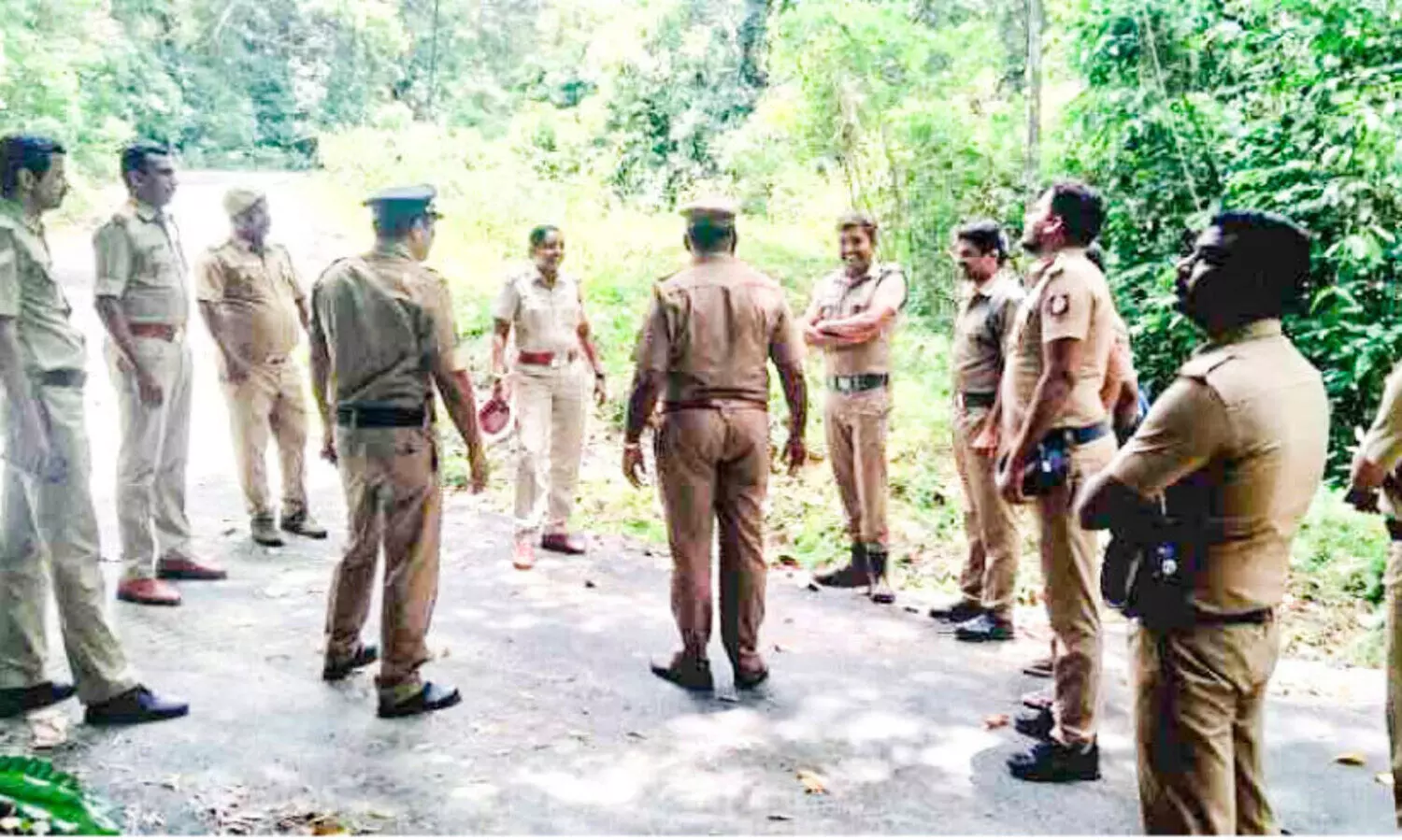 ഓണക്കാലത്തെ ലഹരിക്കടത്ത്; അതിർത്തിയിൽ കേരള, തമിഴ്നാട് പരിശോധന