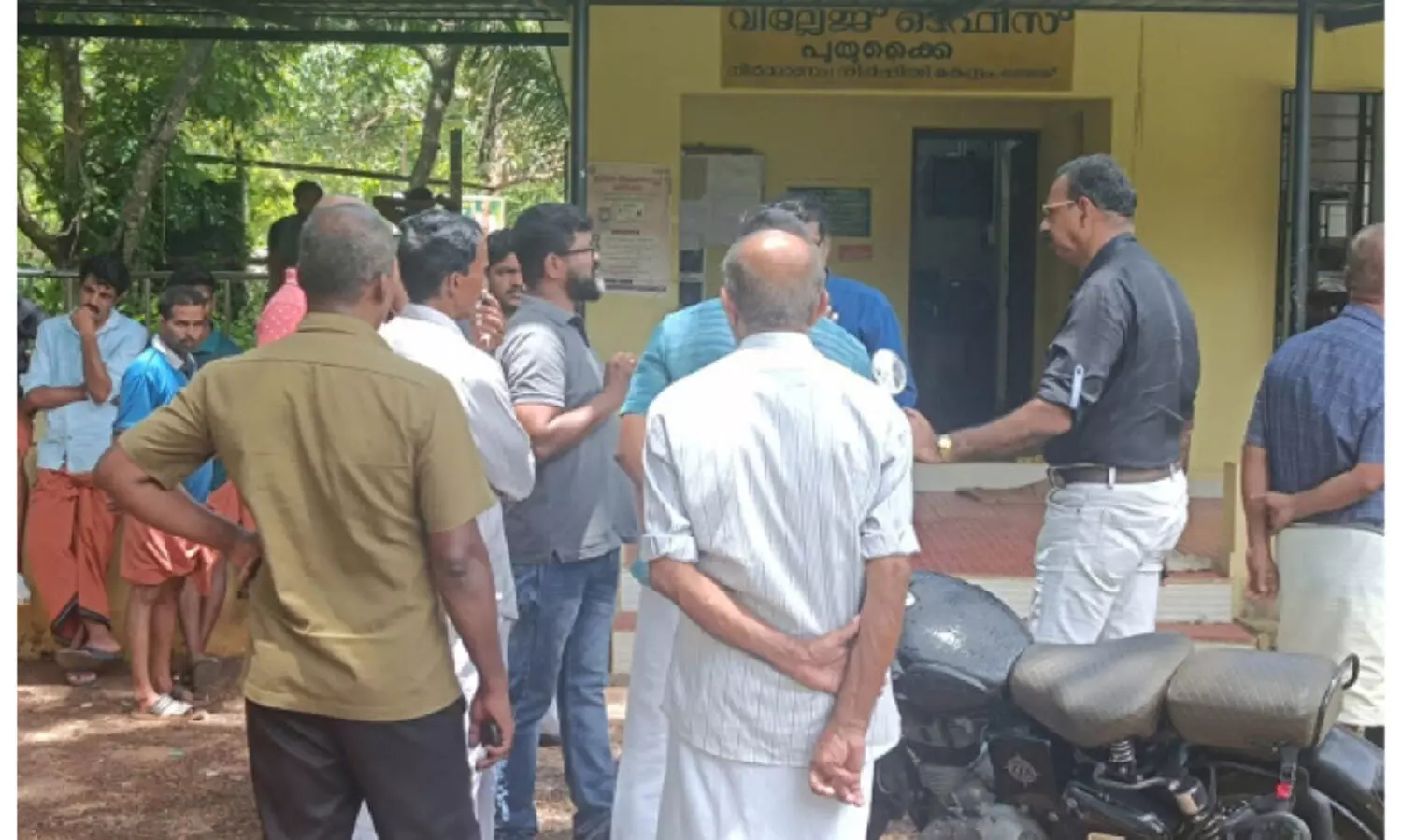 മാലിന്യസംസ്കരണ പ്ലാന്റ്: സർവേ സംഘത്തെ നാട്ടുകാർ തടഞ്ഞു