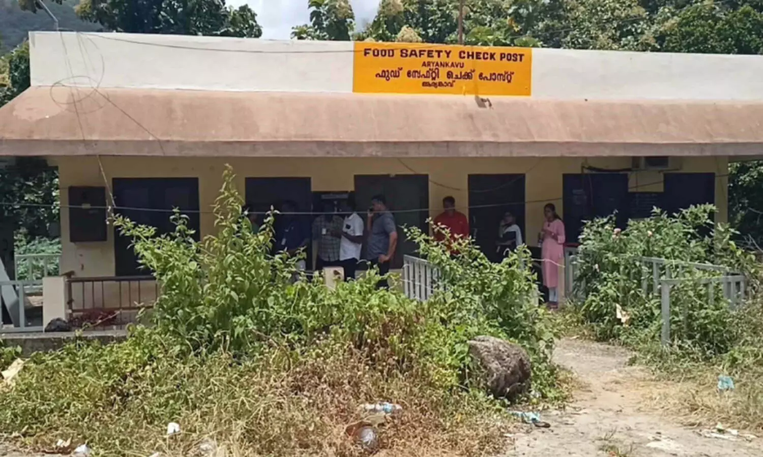 ഭ​ക്ഷ്യസു​ര​ക്ഷ ചെ​ക്​ പോ​സ്റ്റ് കെ​ട്ടി​ടം തി​രി​ച്ചെ​ടു​ക്കാ​ൻ ജി.​എ​സ്.​ടി നീ​ക്കം