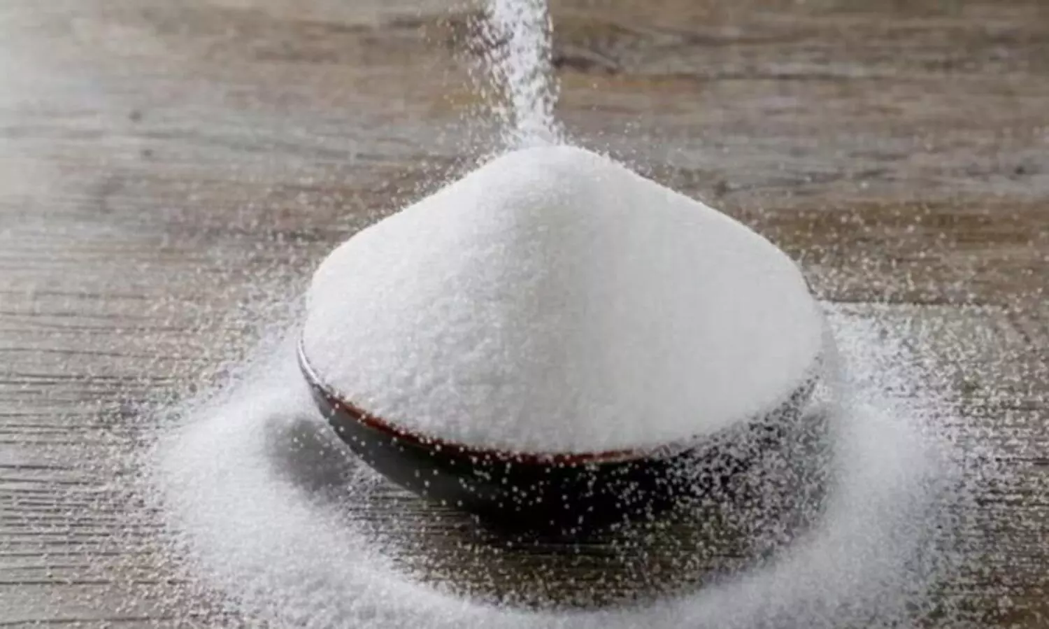 കുതിച്ചുയർന്ന് പണപ്പെരുപ്പം; പഞ്ചസാര കയറ്റുമതിക്ക് നിരോധനമേർപ്പെടുത്താനൊരുങ്ങി ഇന്ത്യ