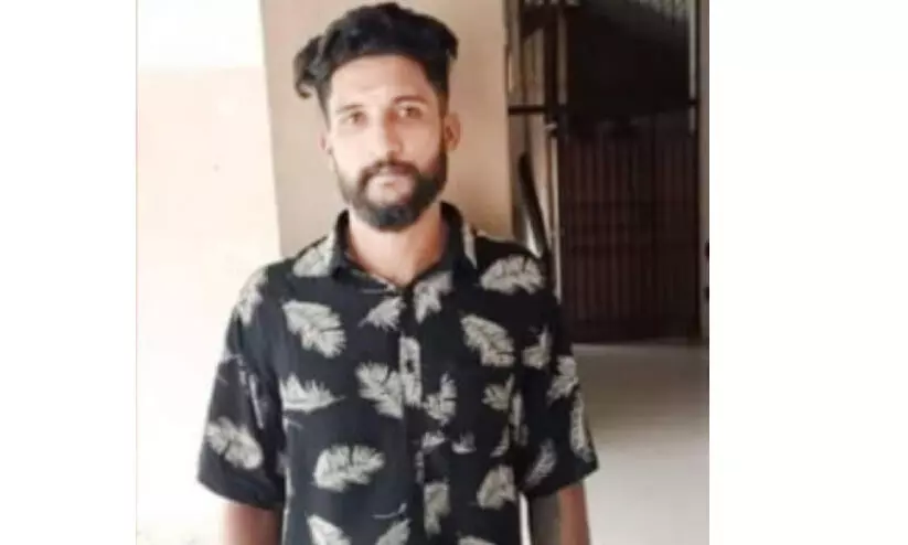 കഞ്ചാവ് കൈവശംവെച്ച പ്രതിക്ക് 20,000 പിഴയും രണ്ടുകൊല്ലം കഠിനതടവും കഞ്ചാവ് കൈവശംവെച്ച പ്രതിക്ക് 20,000 പിഴയും രണ്ടുകൊല്ലം കഠിനതടവും