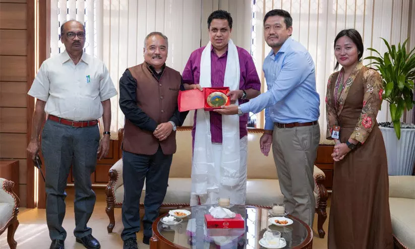 പതിനേഴാമത് ടിബറ്റൻ പാർലമെന്റ് ഇൻ എക്സൈൽ ജനപ്രതിനിധികൾ നിയമസഭ സന്ദർശിച്ചു പതിനേഴാമത് ടിബറ്റൻ പാർലമെന്റ് ഇൻ എക്സൈൽ ജനപ്രതിനിധികൾ നിയമസഭ സന്ദർശിച്ചു